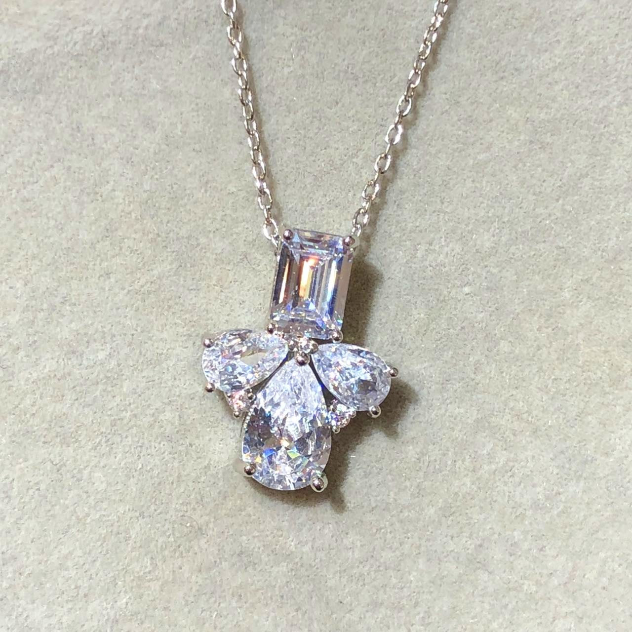 The Teardrop Necklace