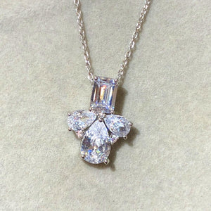 The Teardrop Necklace