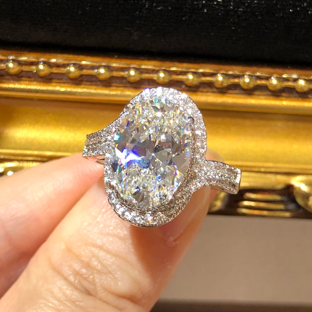 Tiviss Iris Double Hallow Crystal Oval Cut Ring