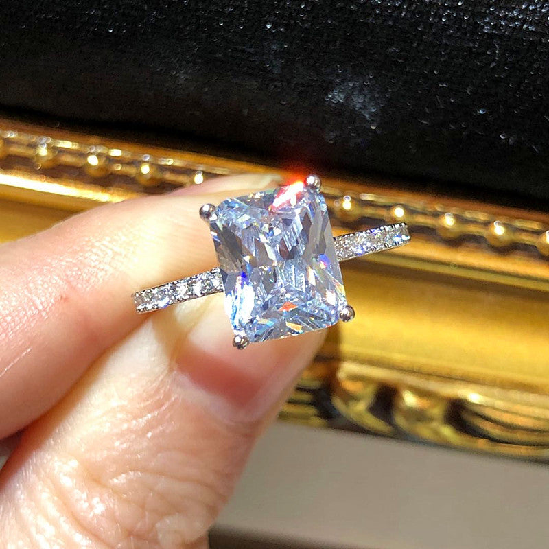 The Crystal Image Ring