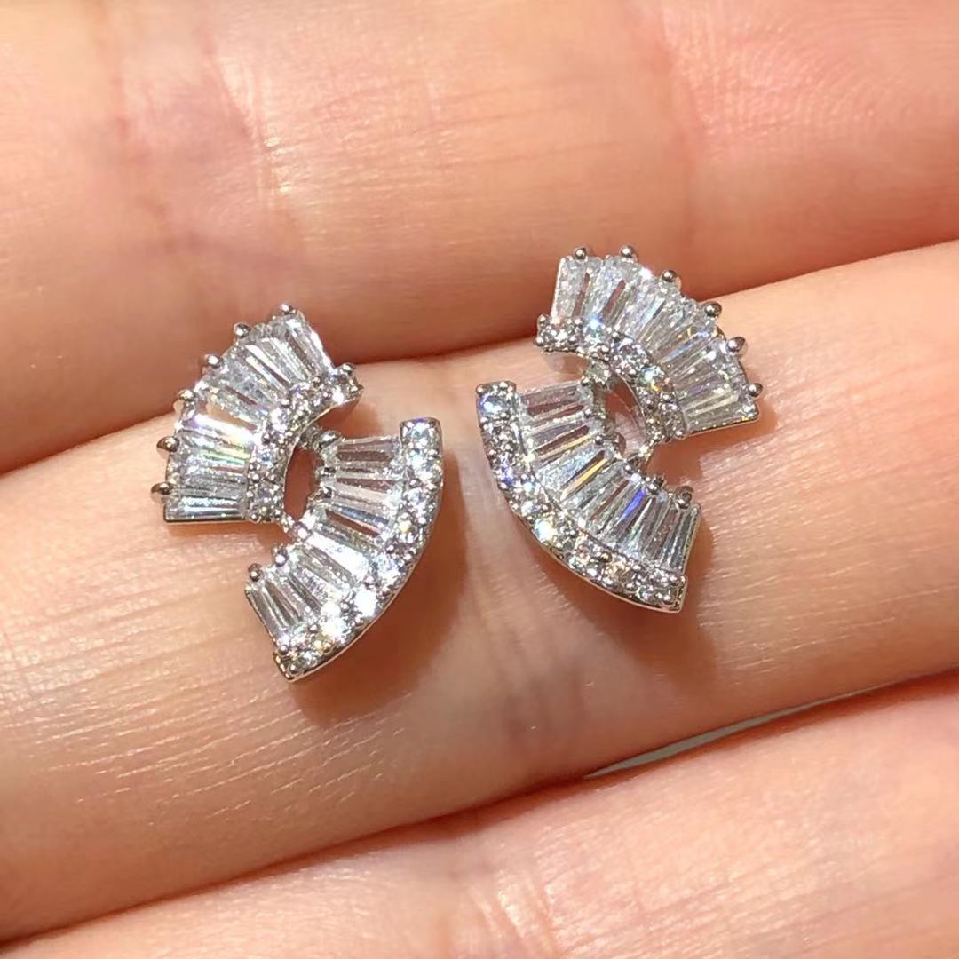 Dancing Drop Pierced Stud Earrings