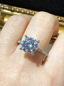 Stunning Round Brilliant Cut Crystal 5ct Ring