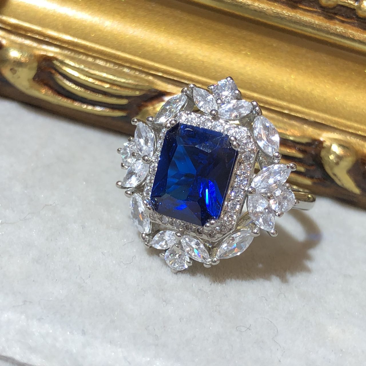 Tiviss Bluebell Blue Crystal Ring - Sapphire Colour
