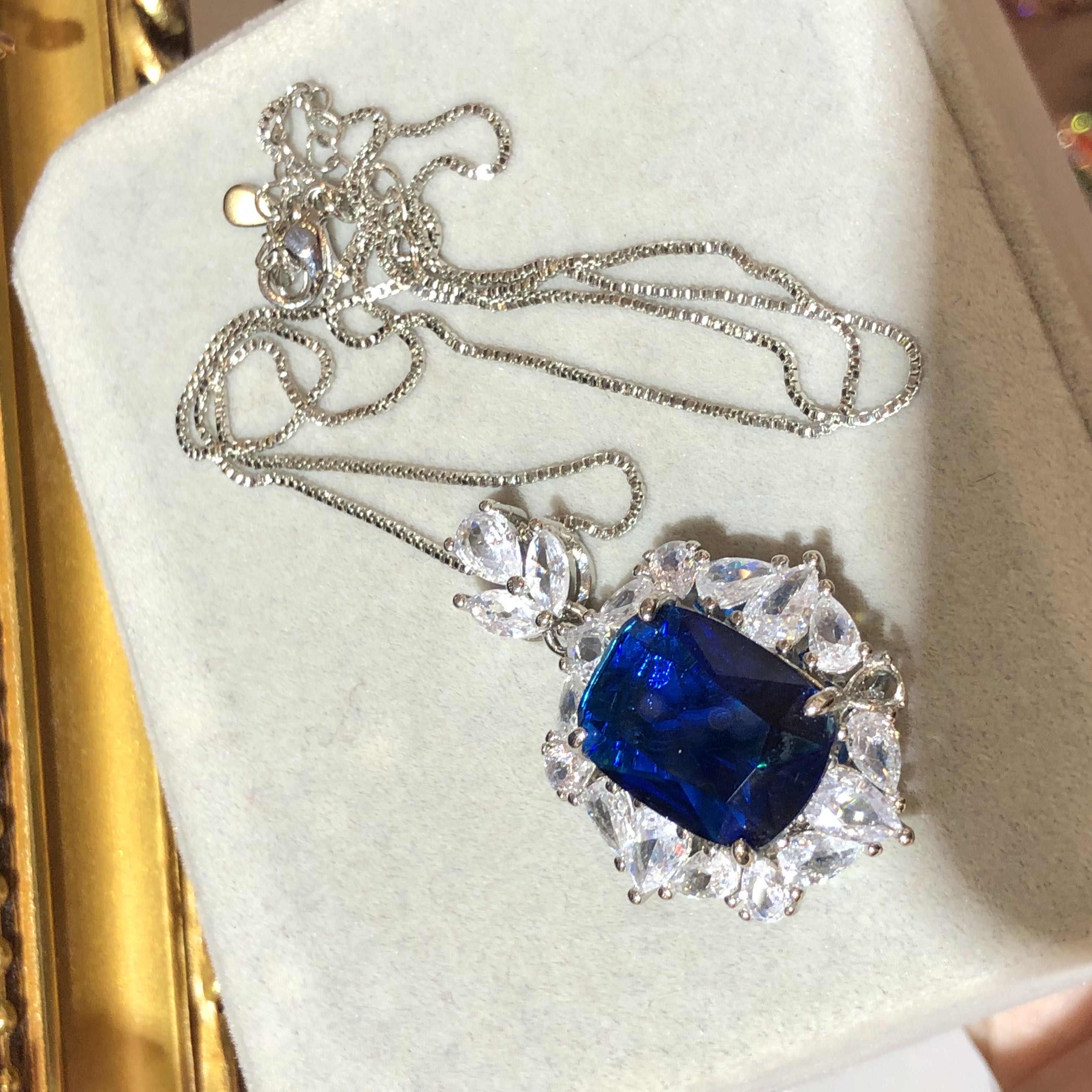 The Blue Star Sapphaire Blue Necklace