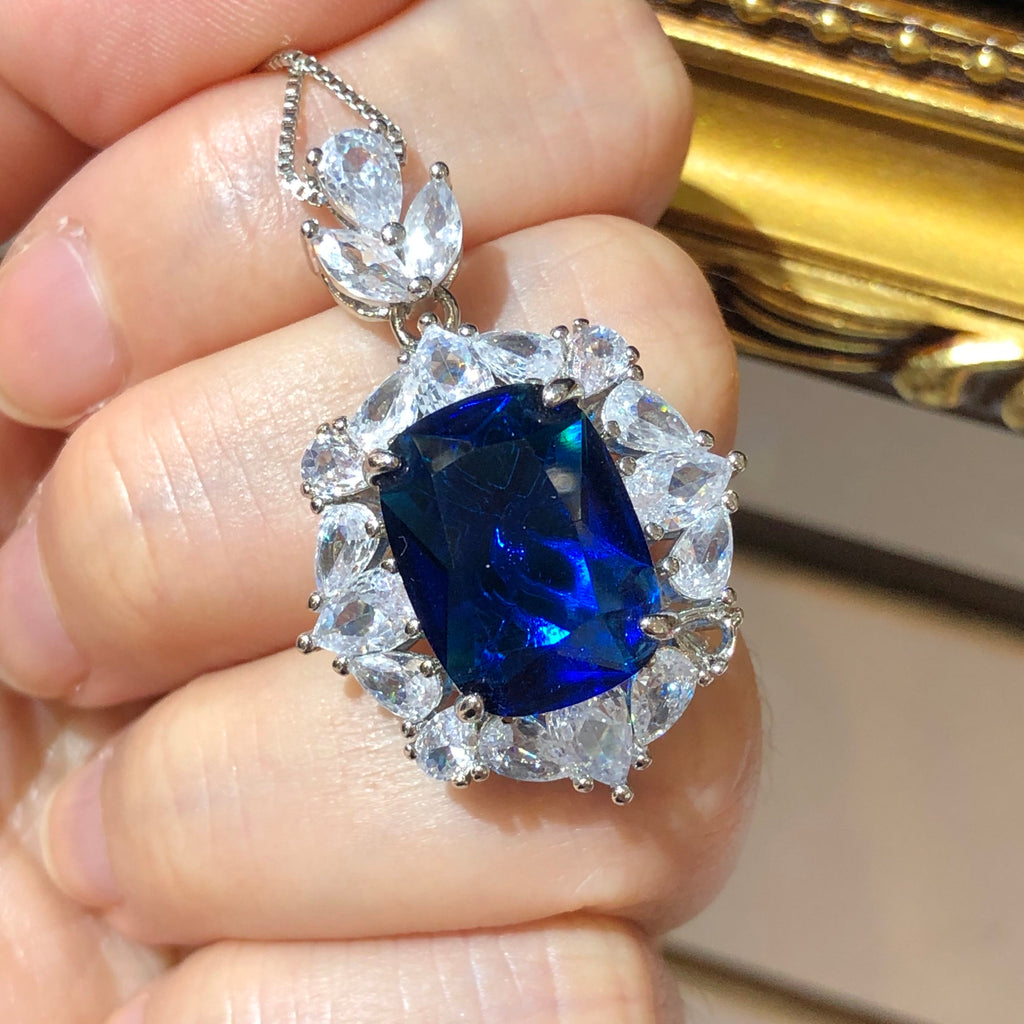 The Blue Star Sapphaire Blue Necklace