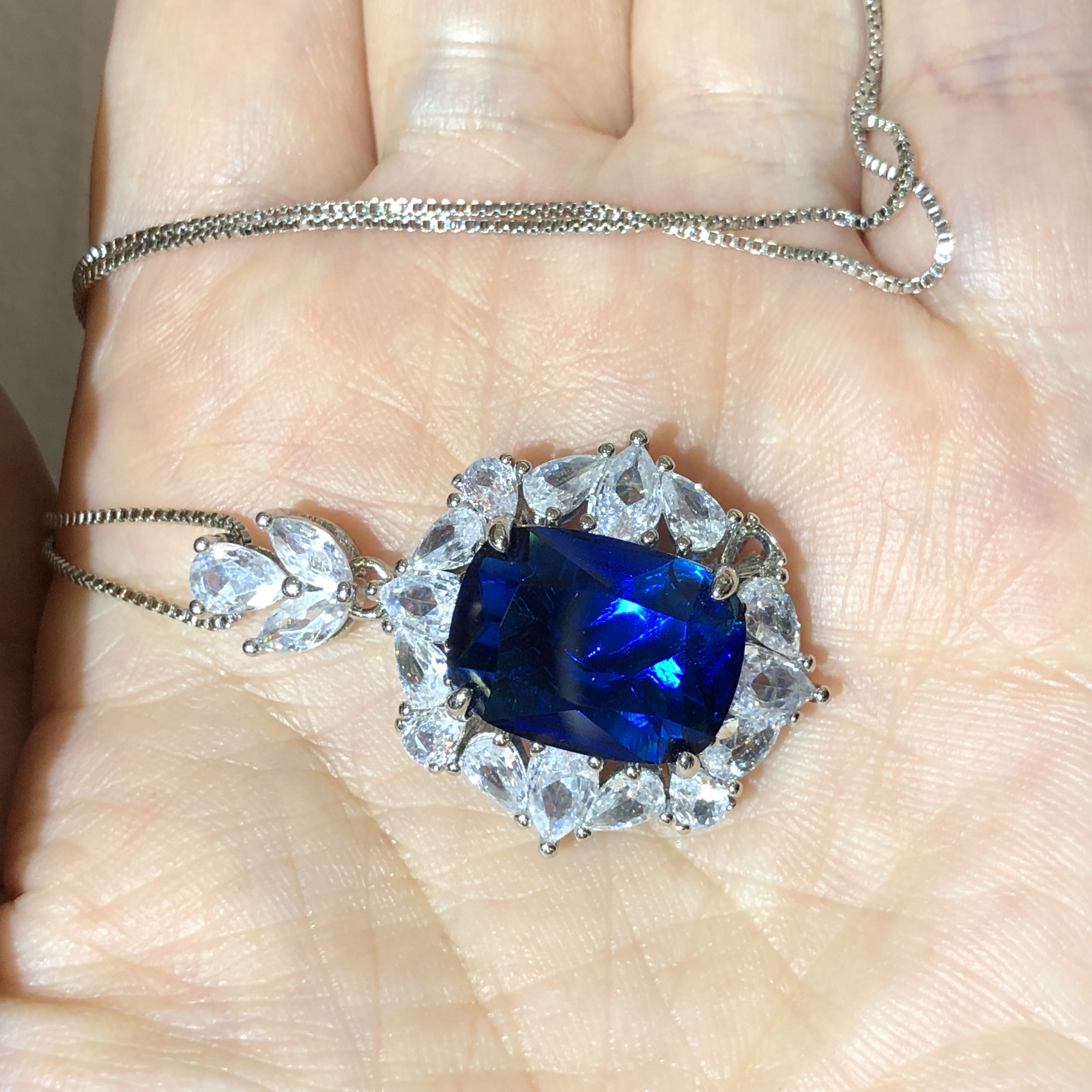 The Blue Star Sapphaire Blue Necklace