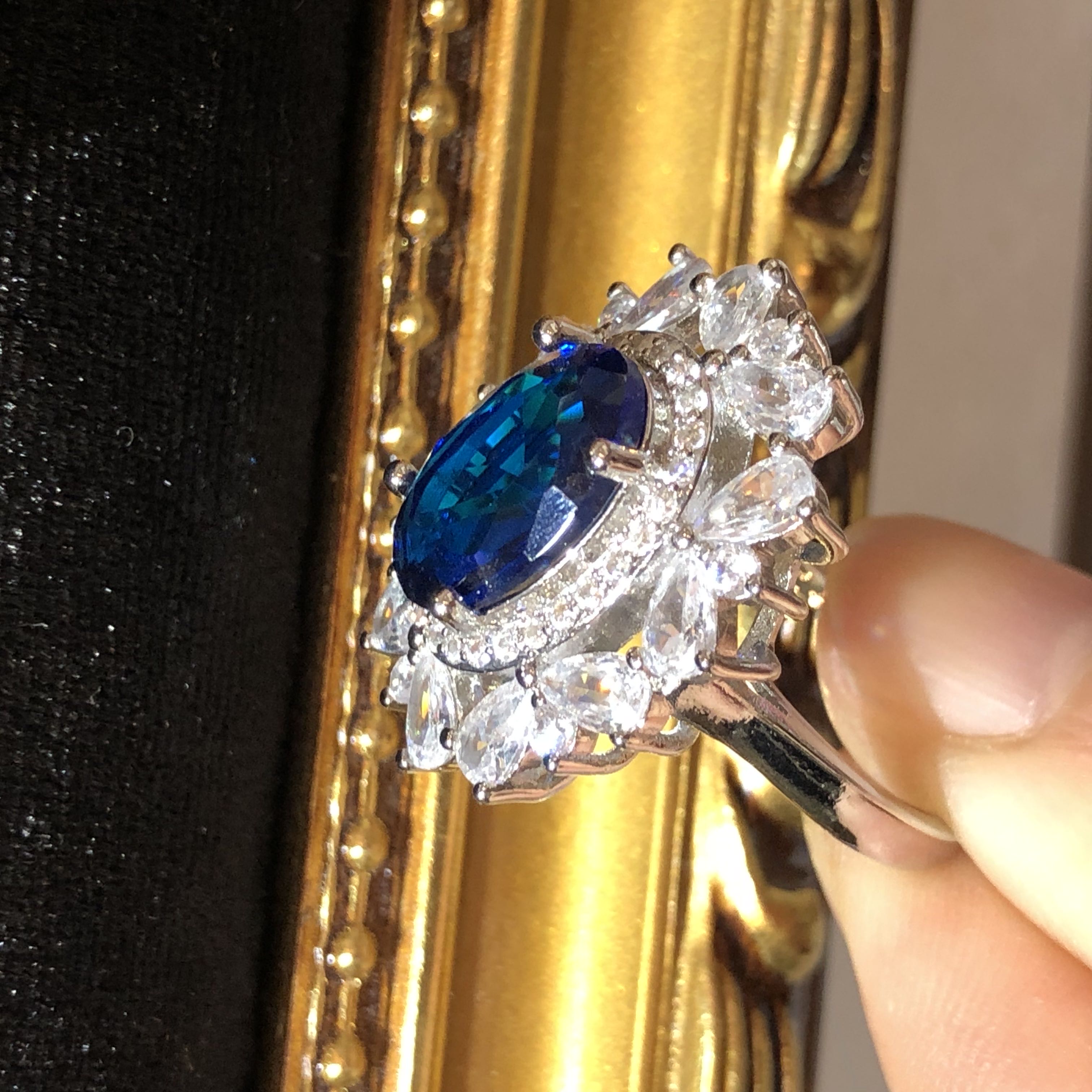 Victoria Amaryllis Blue Sapphire Ring