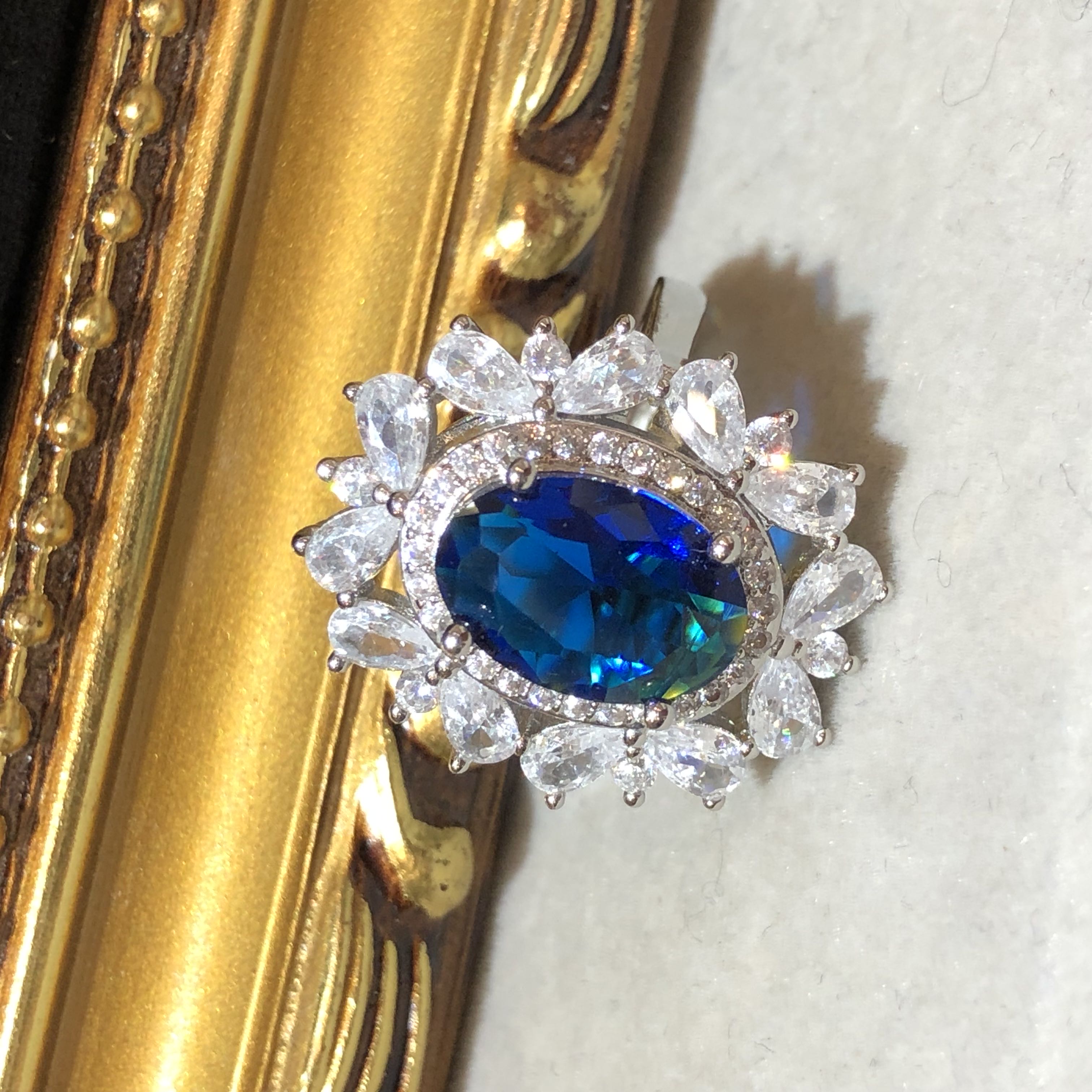 Victoria Amaryllis Blue Sapphire Ring