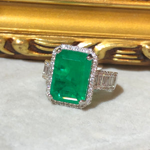 Tiviss Classic Ring - Emerald GreeN