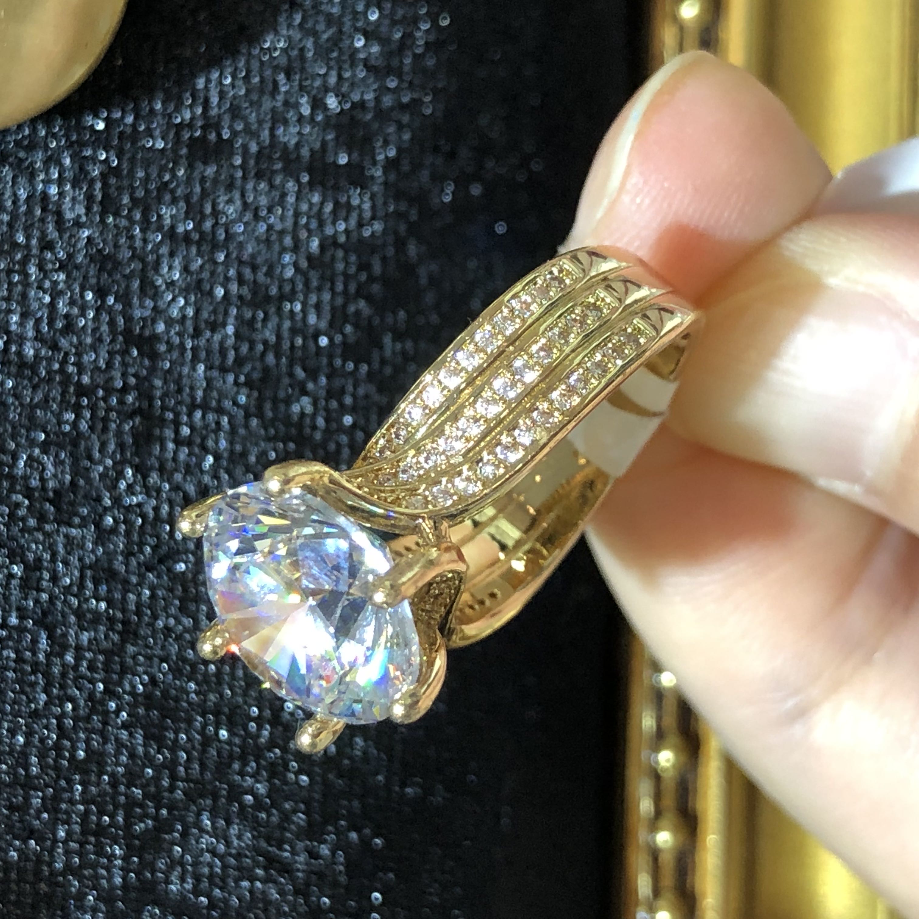 Tiviss Heather Wide Jumbo Ring - 8ct