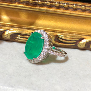 Tiviss Hallow Oval Ring -  Emerald Colour