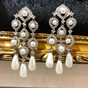 Tiviss Victoria Pearl Earrings